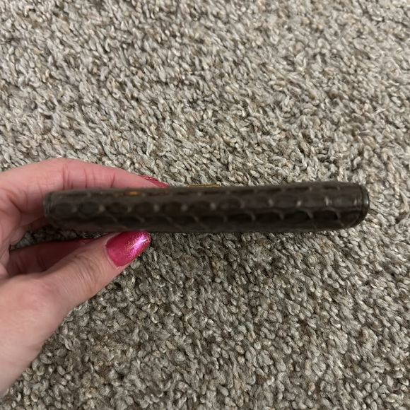 Nina Ricci Vintage 80’s 90’s Taupe/Brown Snake Leather Small Wallet - Picture 12 of 15